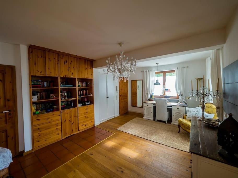 Einliegerwohnung In Einer Muehle Vor Den Toren Frankfurts, Ideal Fuer Messegaeste Oder Stop Over Dreieich Buitenkant foto