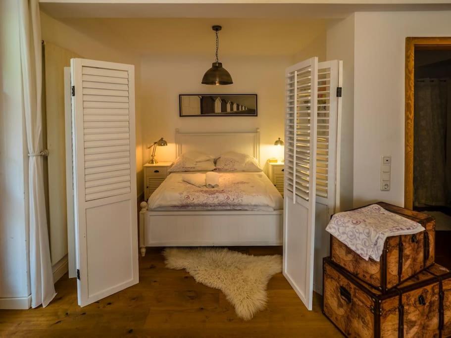 Einliegerwohnung In Einer Muehle Vor Den Toren Frankfurts, Ideal Fuer Messegaeste Oder Stop Over Dreieich Buitenkant foto
