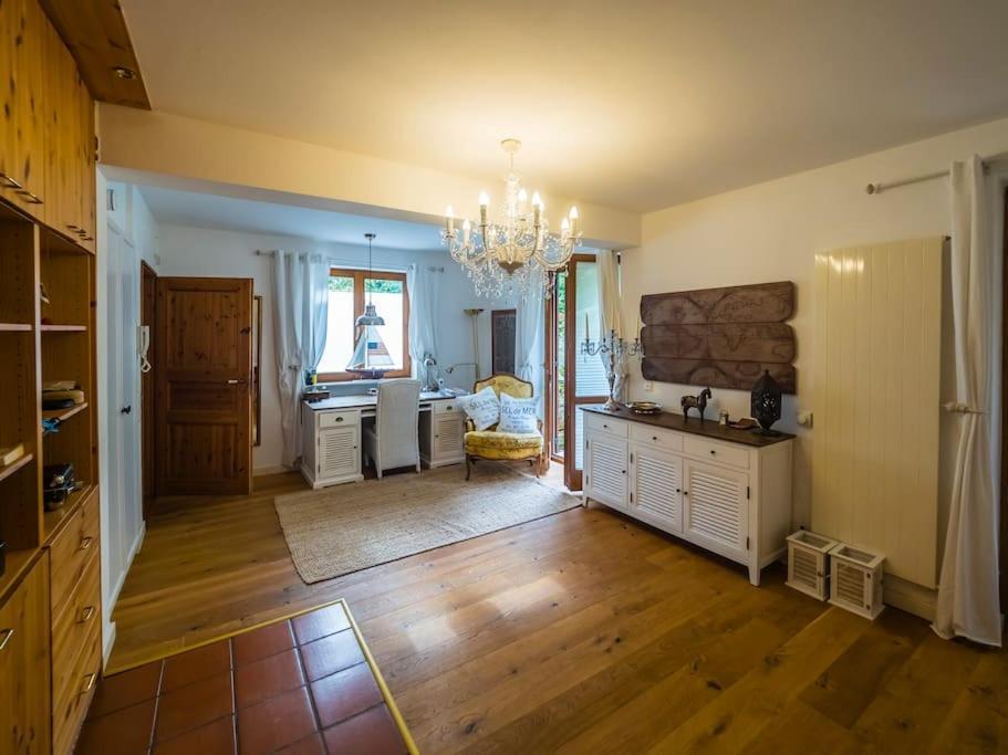 Einliegerwohnung In Einer Muehle Vor Den Toren Frankfurts, Ideal Fuer Messegaeste Oder Stop Over Dreieich Buitenkant foto